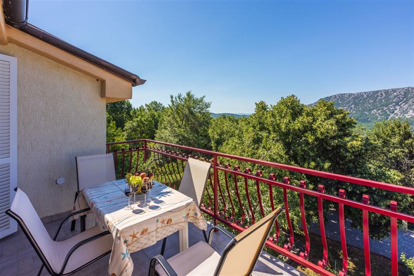 Apartment A2, for 5 persons