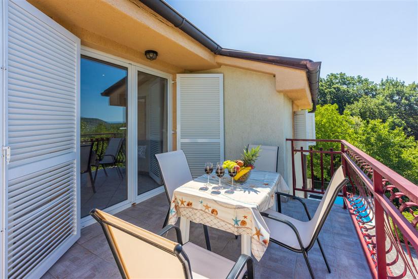 Apartment A2, for 5 persons