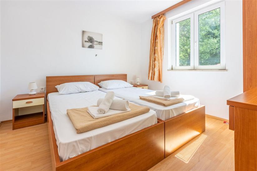 Apartment A3, for 5 persons