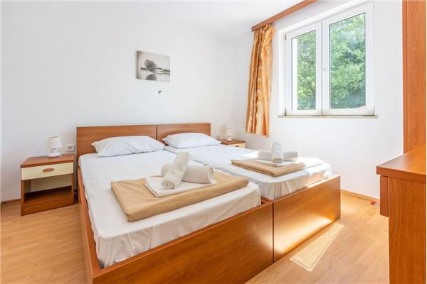 Apartment A3, for 5 persons