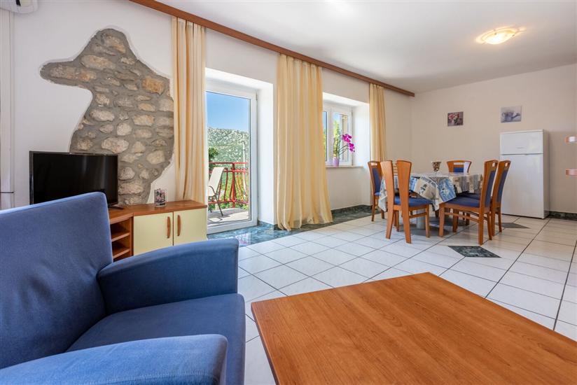 Apartment A3, for 5 persons