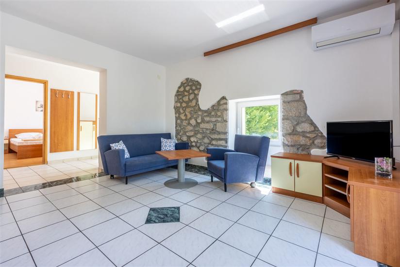 Apartment A3, for 5 persons