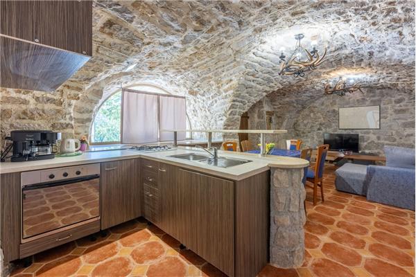 Apartment A4, for 5 persons