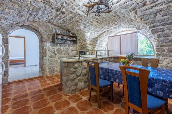 Apartment A4, for 5 persons