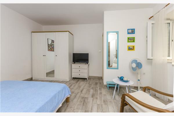 Apartment A1, for 2 persons