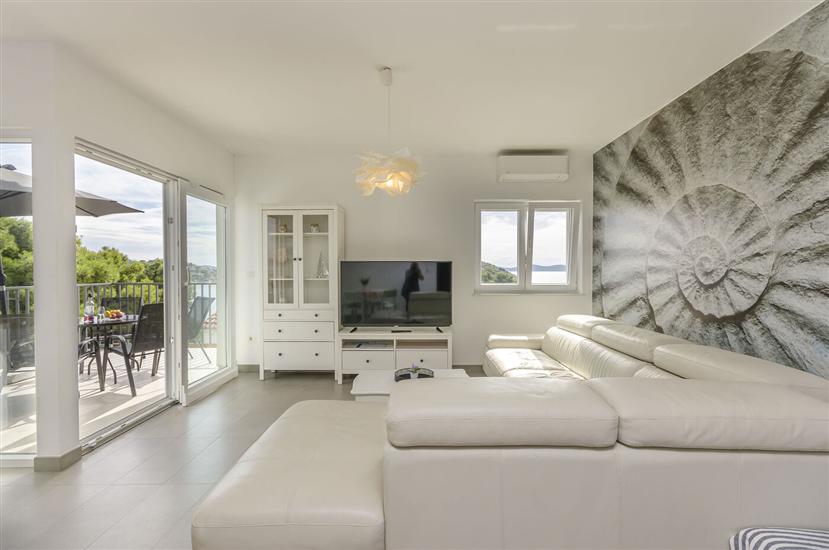 Apartment A4, for 5 persons