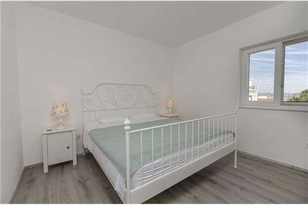 Apartment A4, for 5 persons