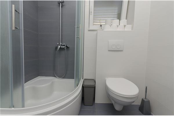 Apartment A4, for 5 persons