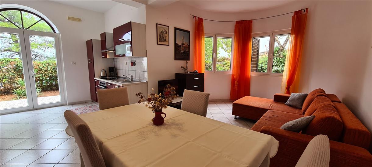 Apartment A1, for 4 persons