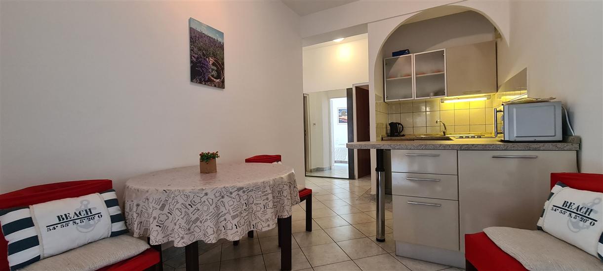 Apartment A2, for 4 persons