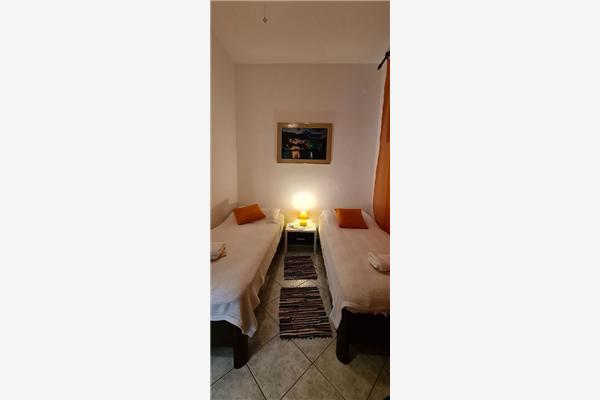 Apartment A2, for 4 persons