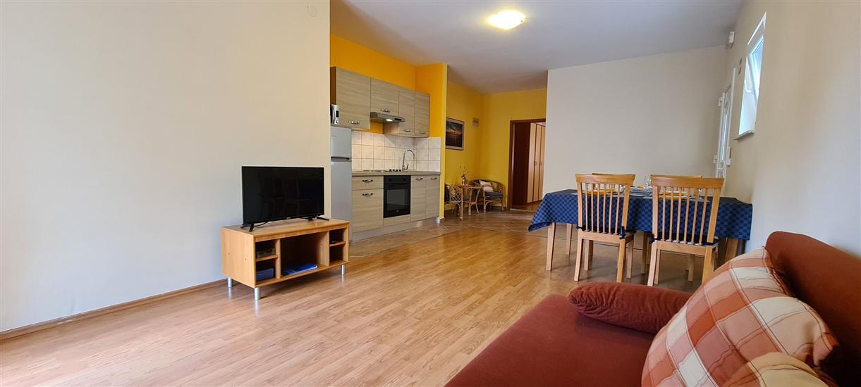 Apartment A4, for 4 persons