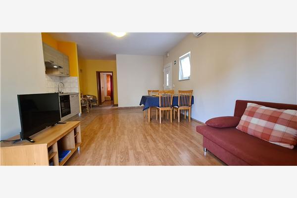 Apartment A4, for 4 persons