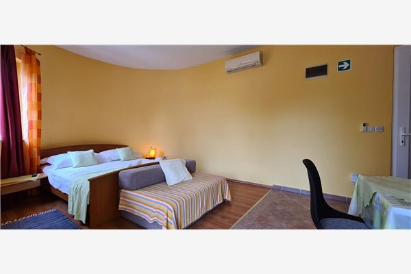 Apartment A5, for 2 persons