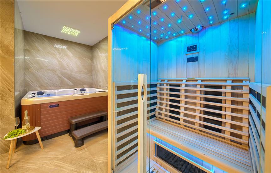 House K1, for 8 persons