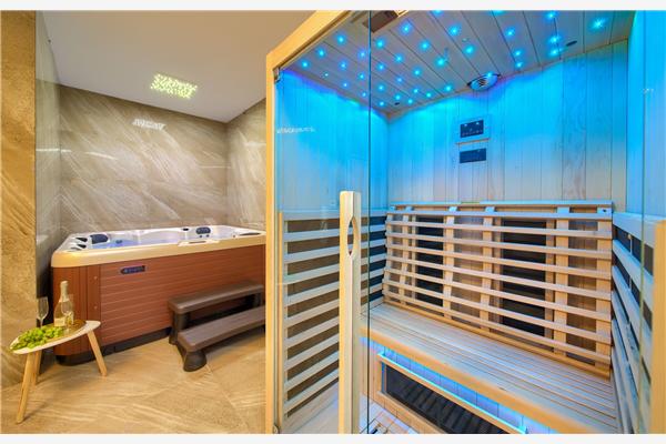 House K1, for 8 persons