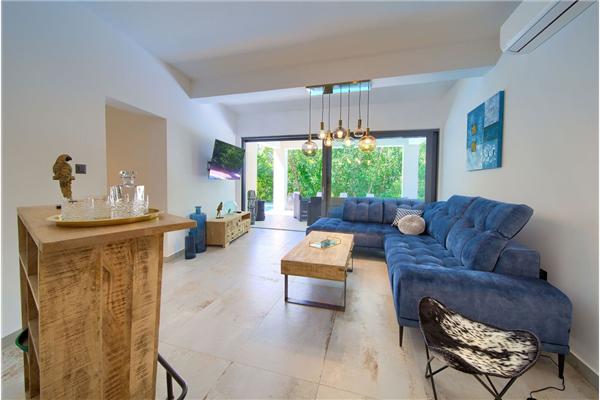 House K1, for 8 persons