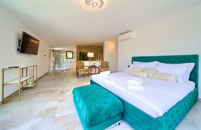 House K1, for 8 persons