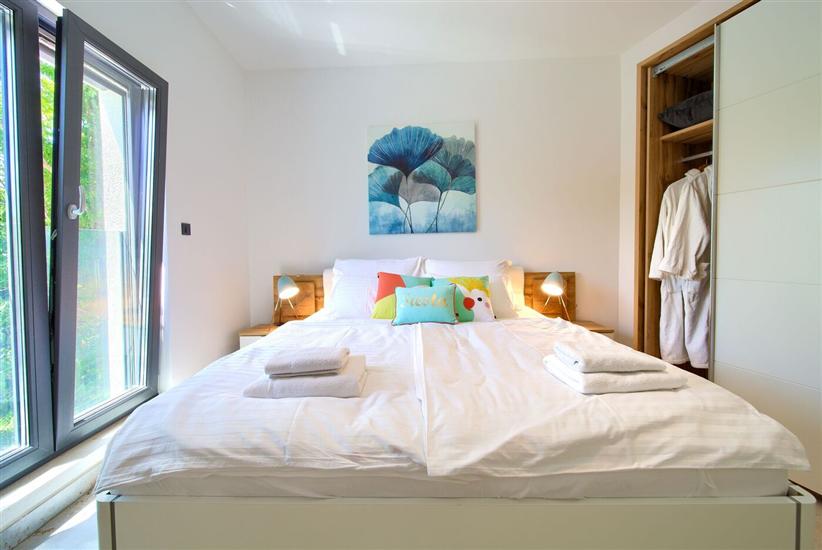 House K1, for 8 persons