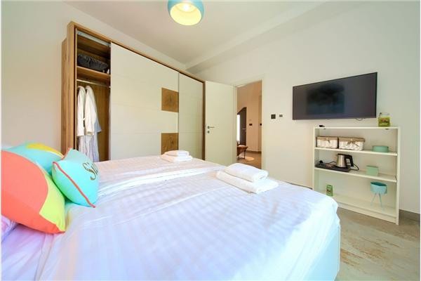 House K1, for 8 persons