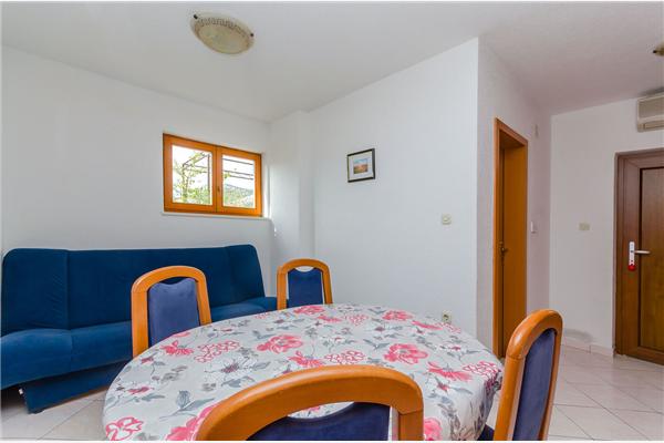 Apartment A1, for 4 persons