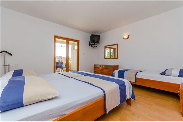 Apartment A2, for 4 persons