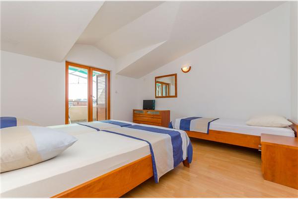 Apartment A4, for 4 persons