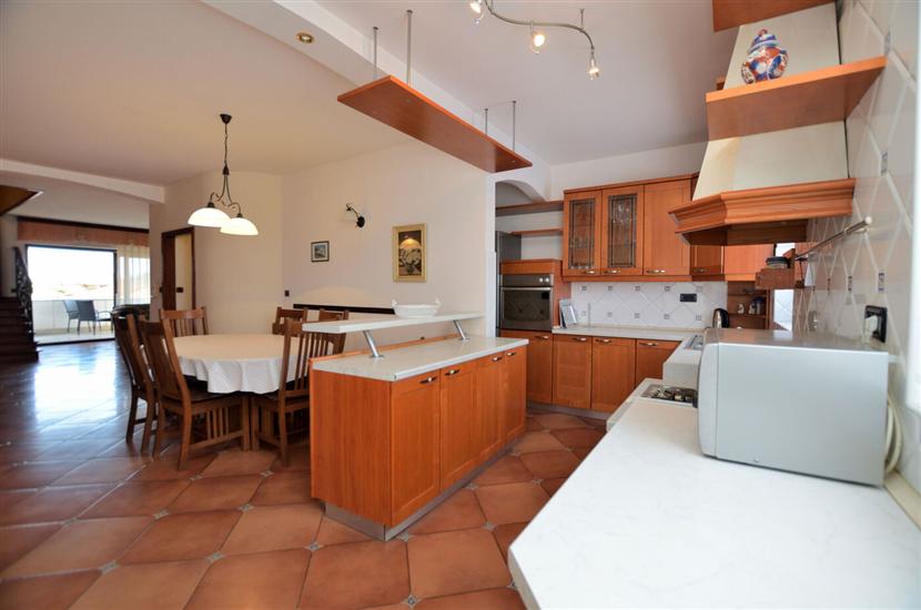 Apartment A1, for 8 persons