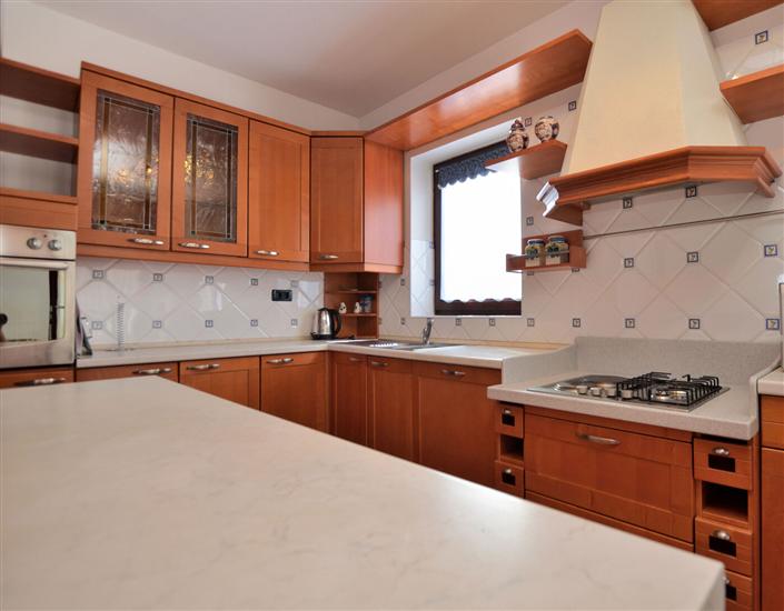 Apartment A1, for 8 persons