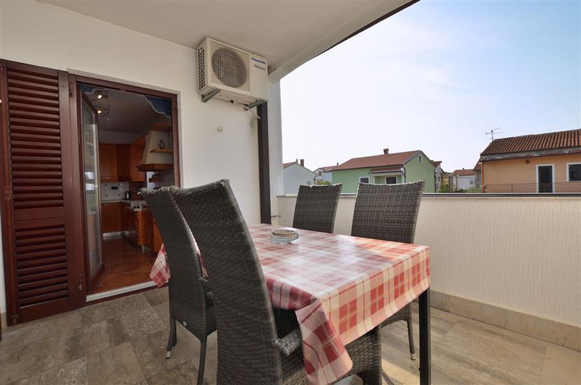 Apartment A1, for 8 persons