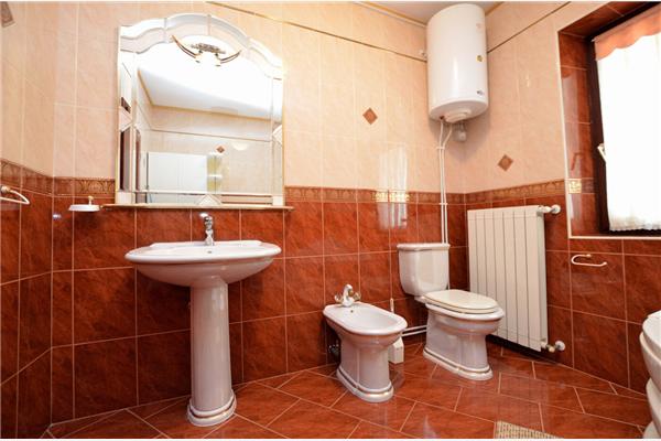 Apartment A1, for 8 persons