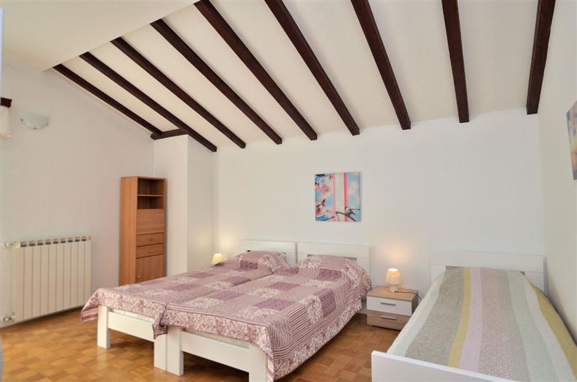 Apartment A1, for 8 persons