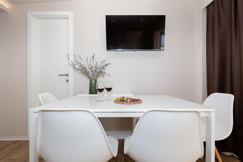 House K1, for 5 persons