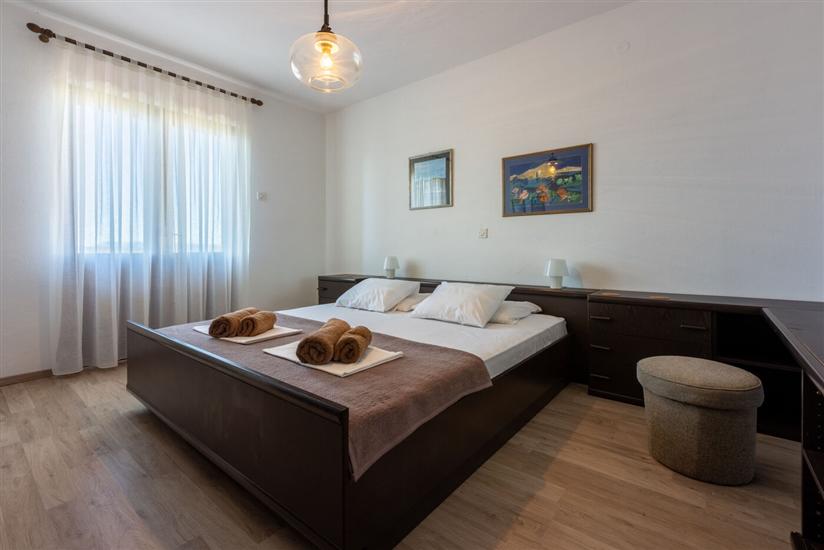 Apartment A1, for 6 persons