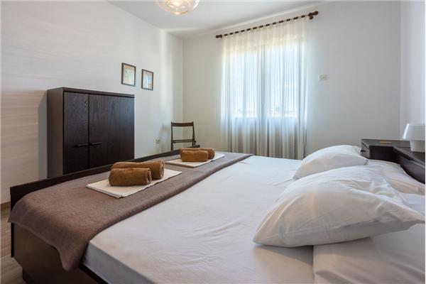 Apartment A1, for 6 persons