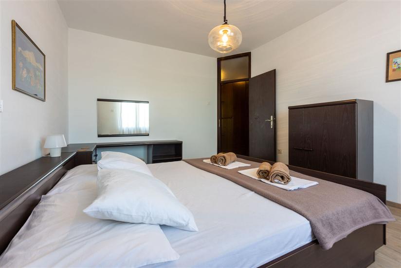 Apartment A1, for 6 persons