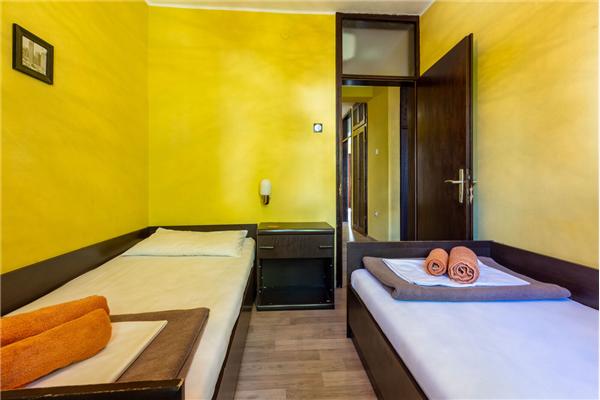 Apartment A1, for 6 persons