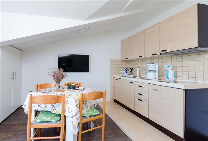 Apartment A4, for 4 persons