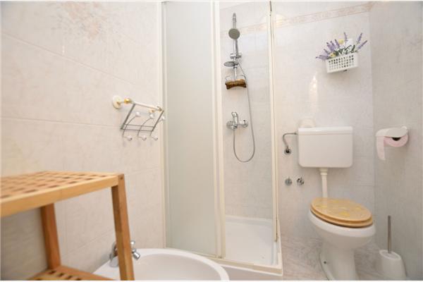 Apartment A1, for 8 persons