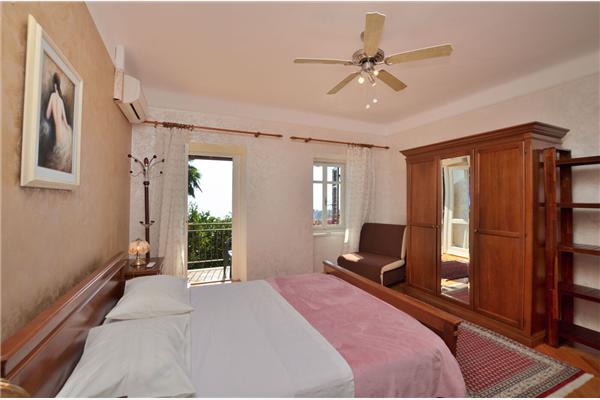 Apartment A1, for 8 persons