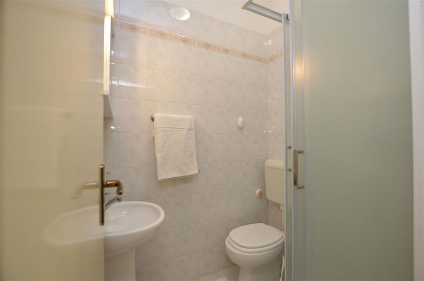 Apartment A1, for 8 persons