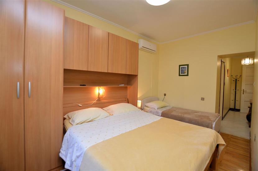 Apartment A1, for 8 persons
