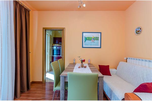 Apartment A1, for 5 persons