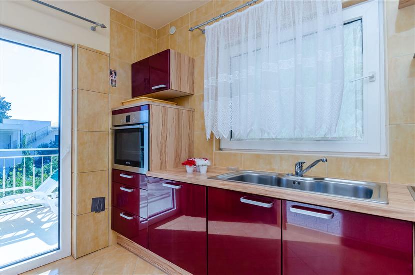 Apartment A1, for 5 persons