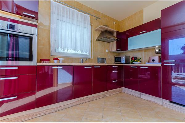 Apartment A1, for 5 persons