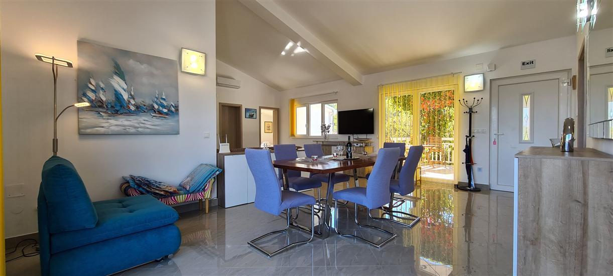 Apartment A2, for 4 persons