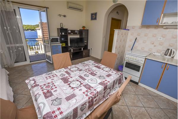 Apartment A1, for 5 persons