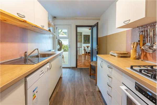 House A1, for 10 persons