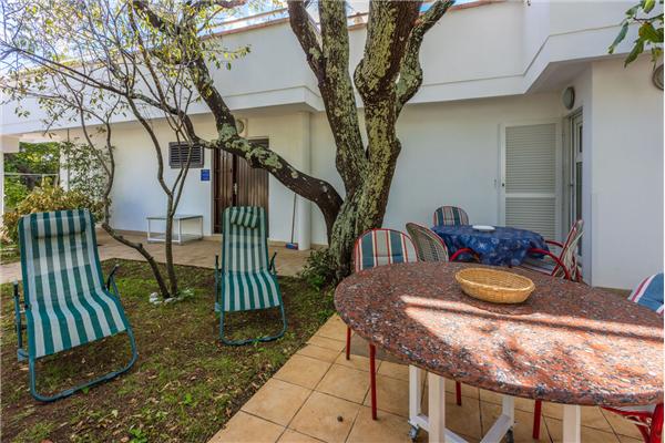 House A1, for 10 persons