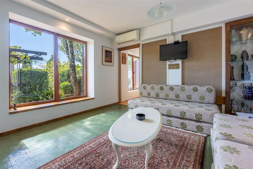 House A1, for 10 persons